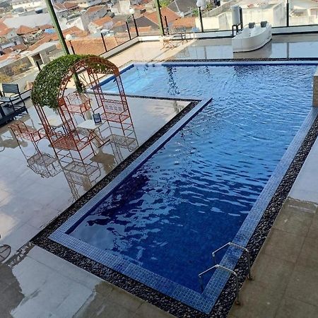 City Hotel טאסיקמאלאיה מראה חיצוני תמונה